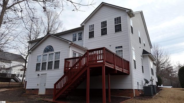 402 Winding River Lane, Simpsonville, SC 29681