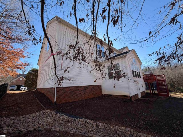 402 Winding River Lane, Simpsonville, SC 29681