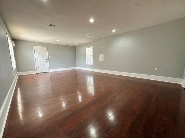335 Bayou Drive, Channelview, TX 77530