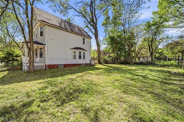9008 Birchdale Avenue, Cleveland, OH 44106