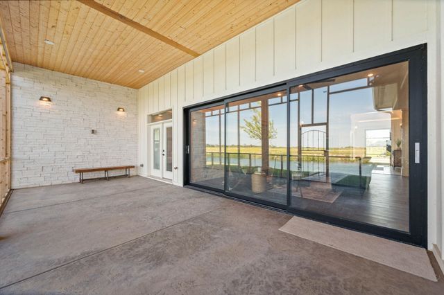 8369 W Waterway Ct, Maize, KS 67101