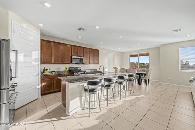 17428 S Nicholas Falls Drive, Vail, AZ 85641