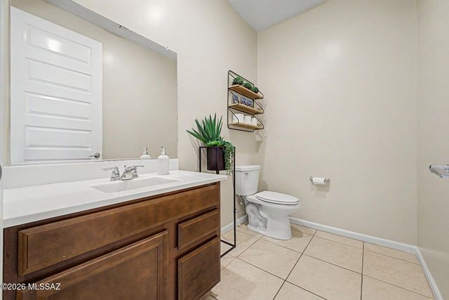 17428 S Nicholas Falls Drive, Vail, AZ 85641