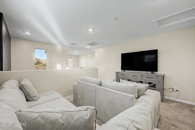 17428 S Nicholas Falls Drive, Vail, AZ 85641