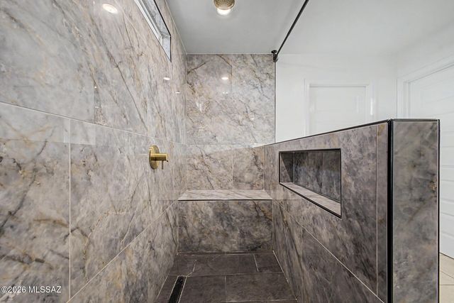 17428 S Nicholas Falls Drive, Vail, AZ 85641