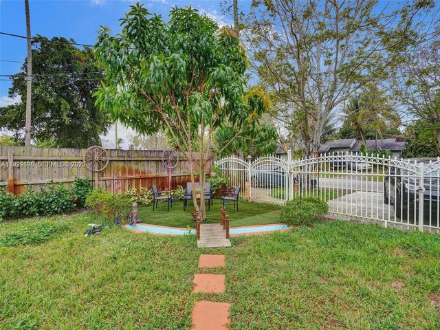 15455 N Miami Ave A, Miami, FL 33169