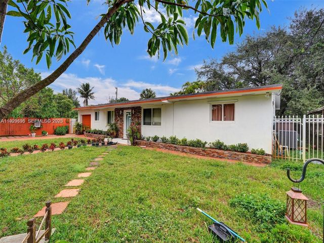 15455 N Miami Ave A, Miami, FL 33169