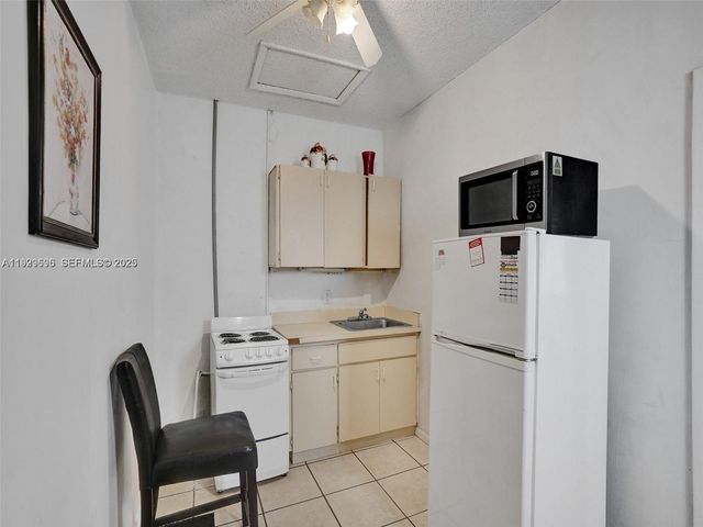 15455 N Miami Ave A, Miami, FL 33169