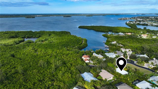 1630 Hidden Pearl Place, Vero Beach, FL 32963