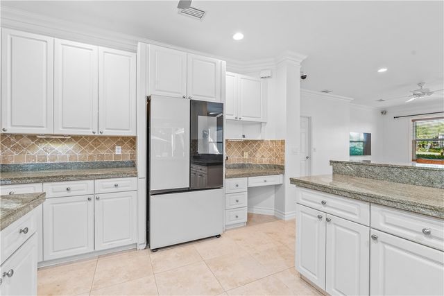 1630 Hidden Pearl Place, Vero Beach, FL 32963