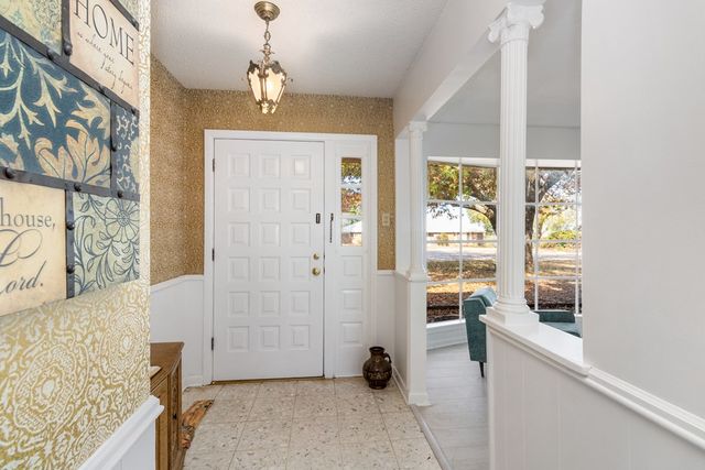 1111 Hillcrest, Coleman, TX 76834