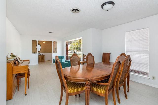 1111 Hillcrest, Coleman, TX 76834