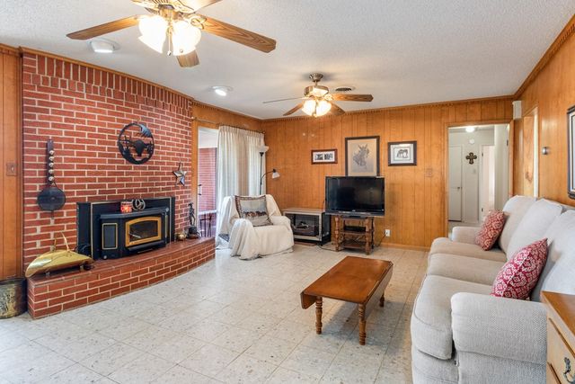 1111 Hillcrest, Coleman, TX 76834