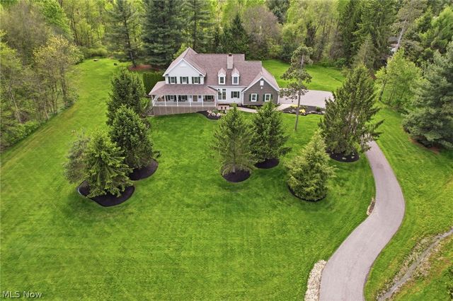 18130 Greatwood Lane, Chagrin Falls, OH 44023