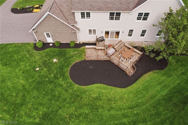 18130 Greatwood Lane, Chagrin Falls, OH 44023