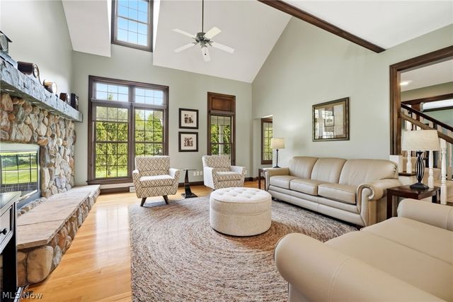 18130 Greatwood Lane, Chagrin Falls, OH 44023