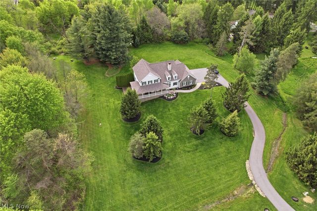 18130 Greatwood Lane, Chagrin Falls, OH 44023