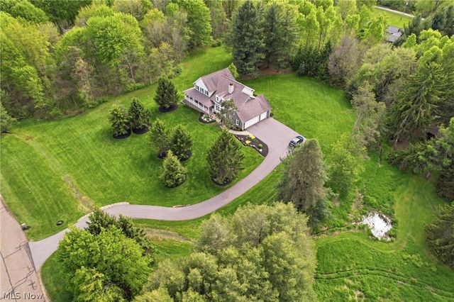 18130 Greatwood Lane, Chagrin Falls, OH 44023