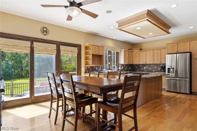 18130 Greatwood Lane, Chagrin Falls, OH 44023