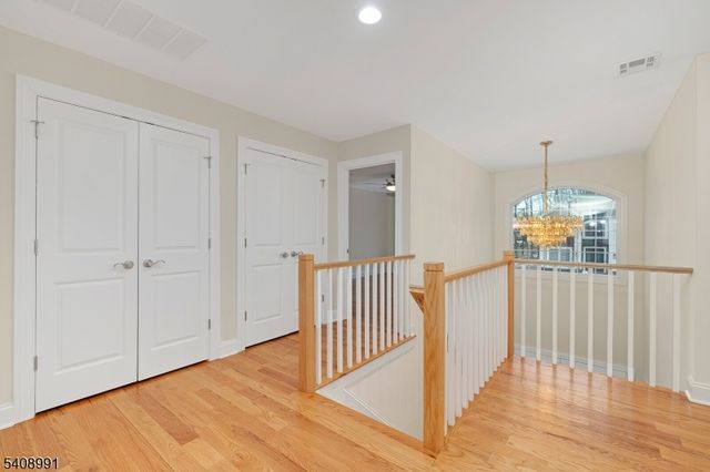 2 Maddie Ct, Woodbridge Twp., NJ 07067