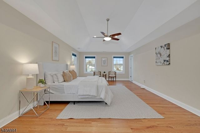 2 Maddie Ct, Woodbridge Twp., NJ 07067