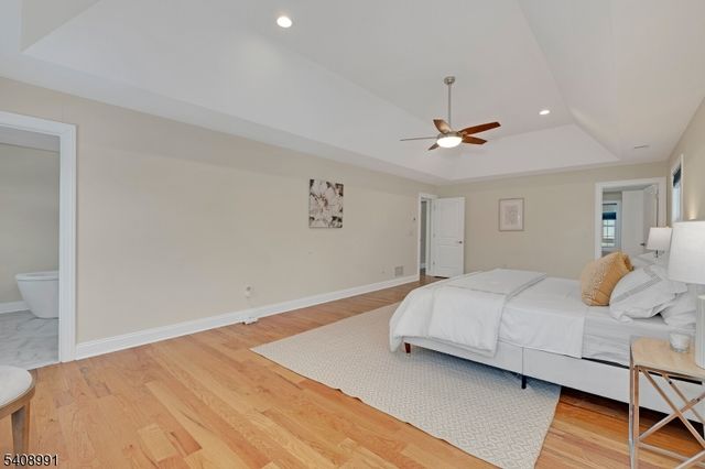 2 Maddie Ct, Woodbridge Twp., NJ 07067