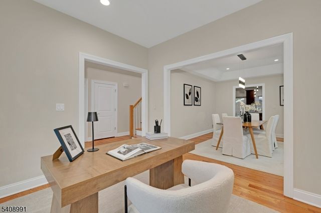 2 Maddie Ct, Woodbridge Twp., NJ 07067