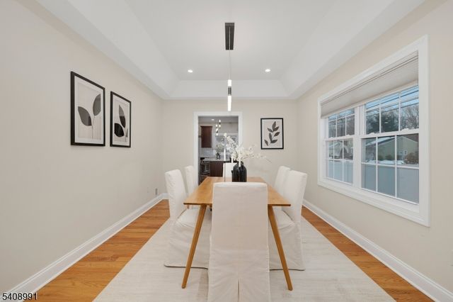 2 Maddie Ct, Woodbridge Twp., NJ 07067