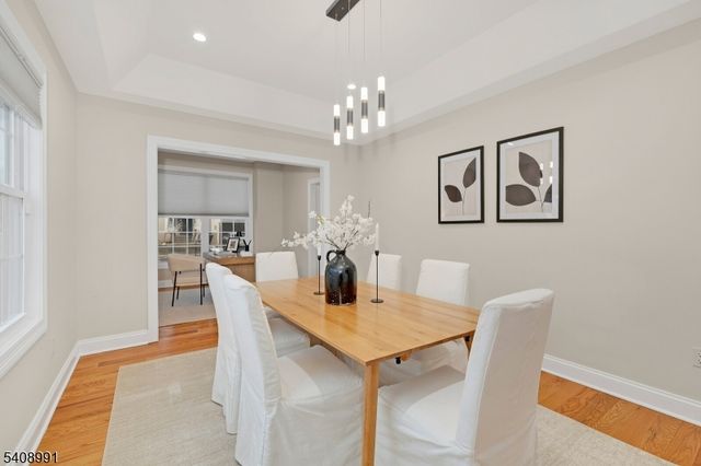 2 Maddie Ct, Woodbridge Twp., NJ 07067