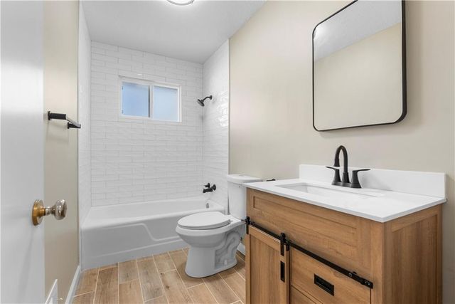 9000 E 84th Street, Raytown, MO 64138