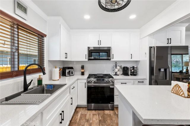 531 Santa Barbara, Sugarloaf, CA 92386