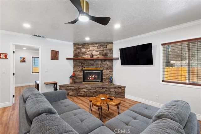 531 Santa Barbara, Sugarloaf, CA 92386