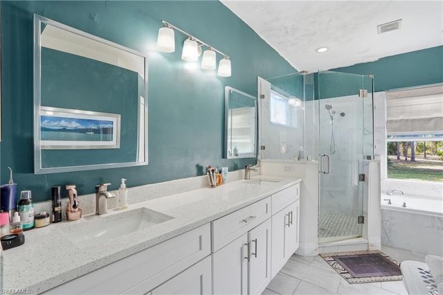 2362 27th AVE NE, Naples, FL 34120