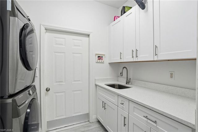 2362 27th AVE NE, Naples, FL 34120