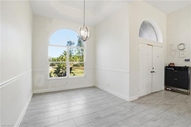 2362 27th AVE NE, Naples, FL 34120