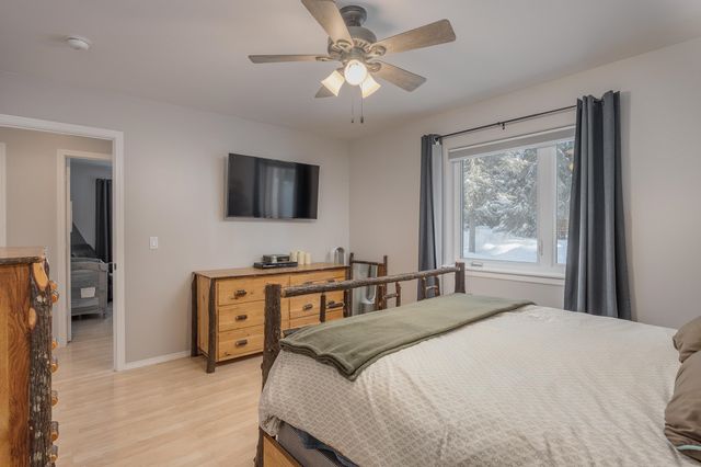 1921 BLACKBURN WAY, North Pole, AK 99705