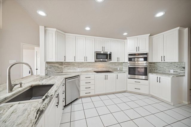 12810 Pelican Island Drive, Willis, TX 77318