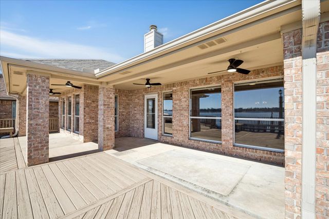 12810 Pelican Island Drive, Willis, TX 77318