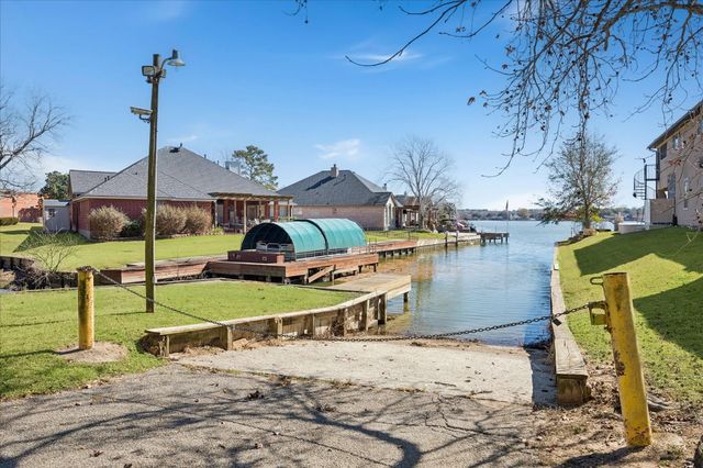 12810 Pelican Island Drive, Willis, TX 77318