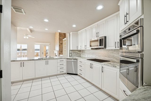 12810 Pelican Island Drive, Willis, TX 77318