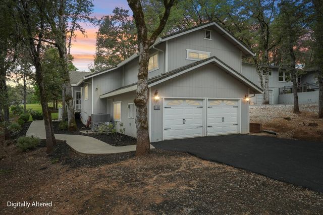 11883 Torrey Pines Dr, Auburn, CA 95602