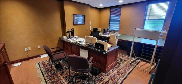 213-217 Freeport Rd, Blawnox, PA 15238
