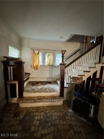 10117 South Boulevard, Cleveland, OH 44108