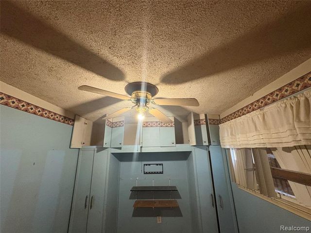 16591 Wormer Street, Detroit, MI 48219