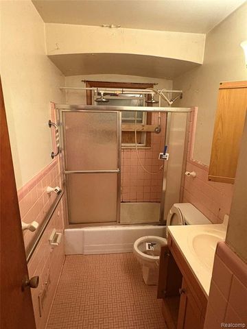 16591 Wormer Street, Detroit, MI 48219