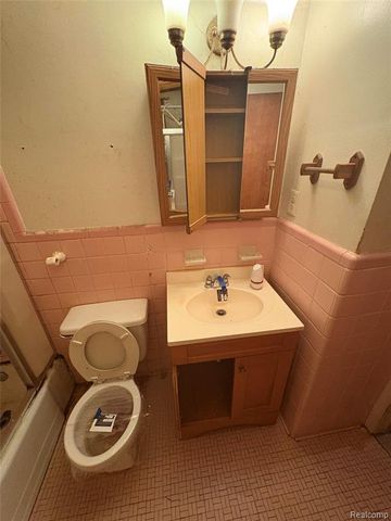 16591 Wormer Street, Detroit, MI 48219