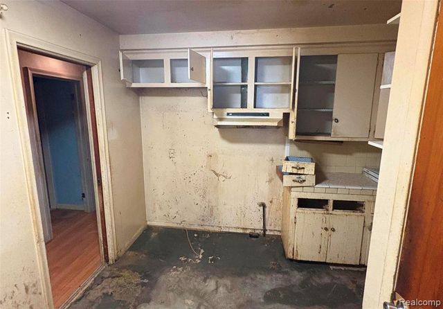 16591 Wormer Street, Detroit, MI 48219