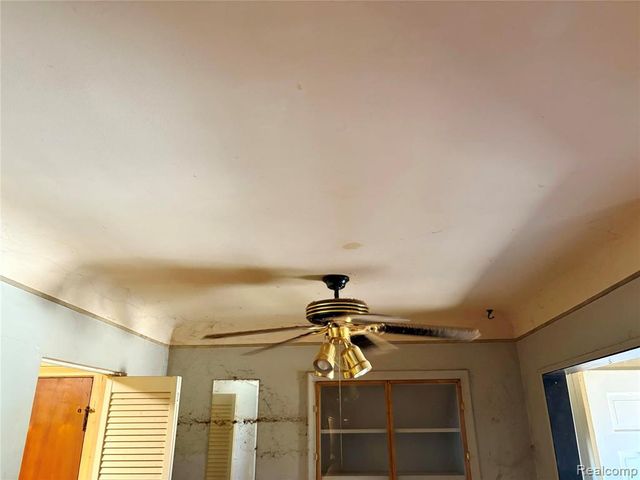 16591 Wormer Street, Detroit, MI 48219