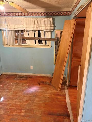 16591 Wormer Street, Detroit, MI 48219