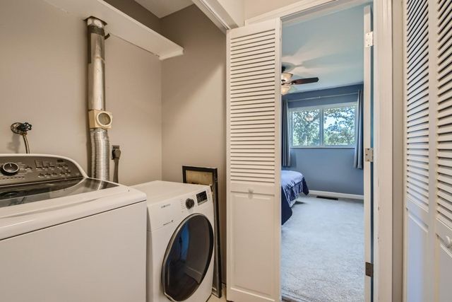 1713 Fulham Street F, Saint Paul, MN 55113